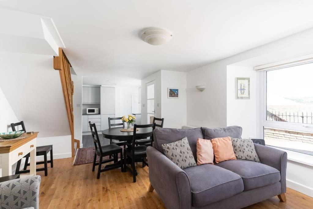 Charming 3 Bedroom Harbour Cottage With Parking 펜젠스 외부 사진
