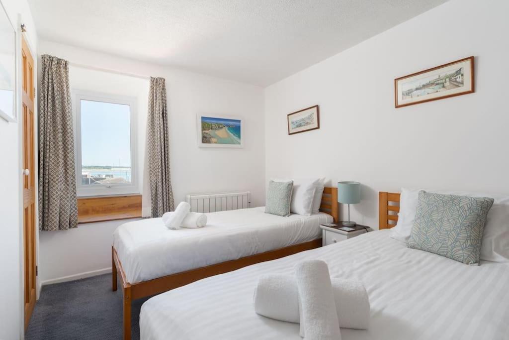Charming 3 Bedroom Harbour Cottage With Parking 펜젠스 외부 사진