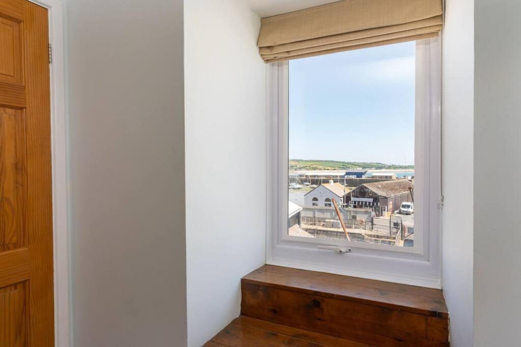 Charming 3 Bedroom Harbour Cottage With Parking 펜젠스 외부 사진